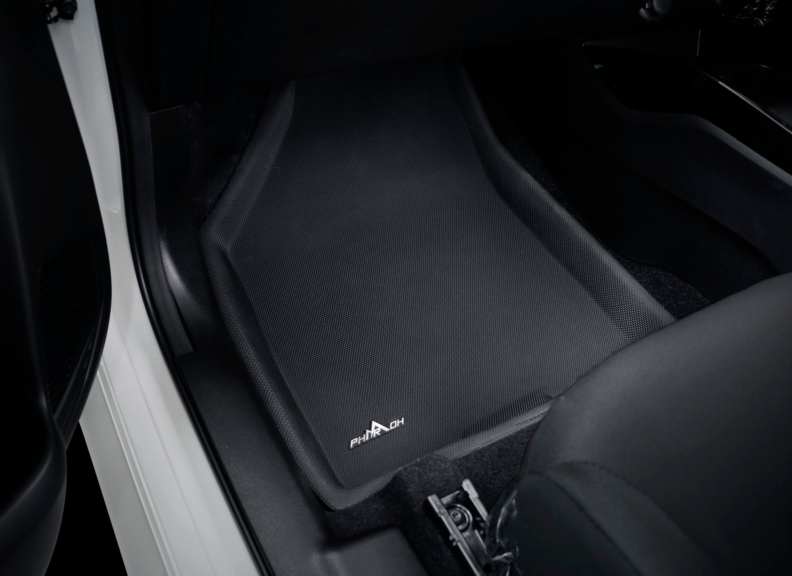 Maruti Suzuki Fronx Car Floor Mats - Custom Fit, Waterproof & Anti Skid