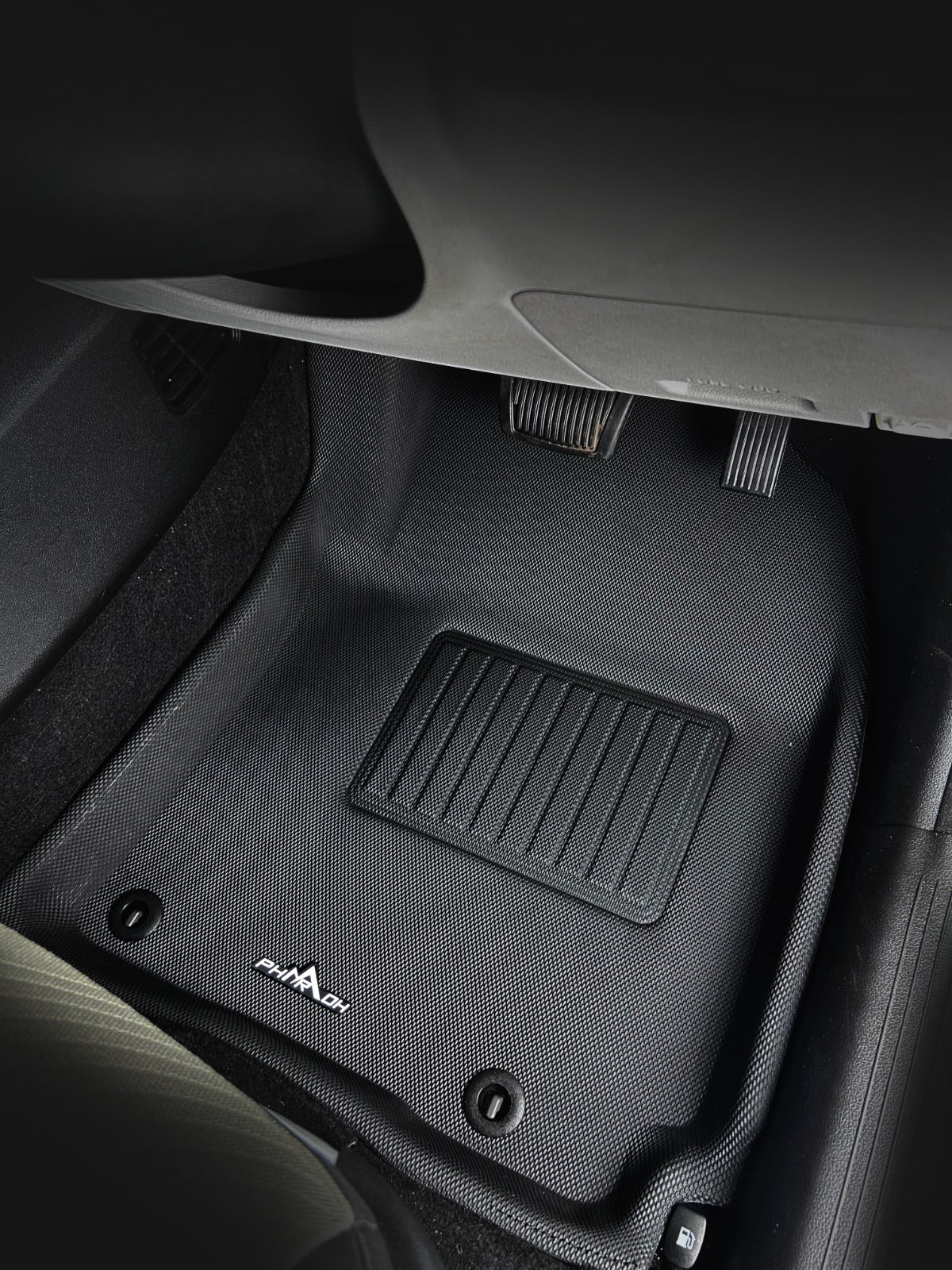 Hyundai Venue Car Floor Mats - Custom Fit, Waterproof & Anti Skid
