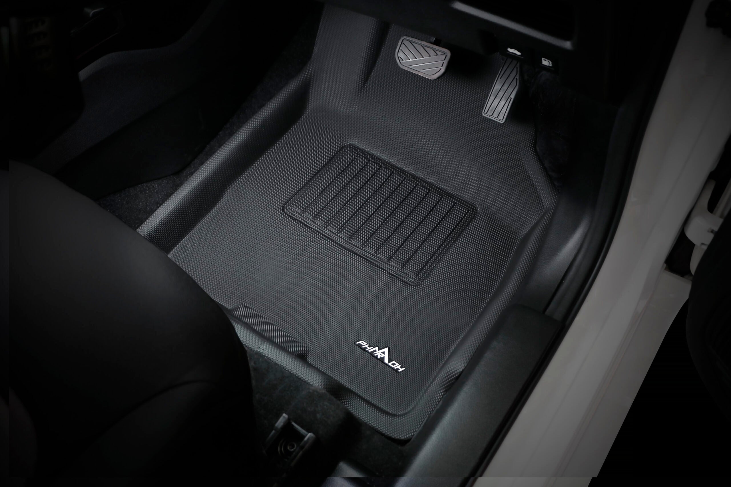 Maruti Suzuki Fronx Car Floor Mats - Custom Fit, Waterproof & Anti Skid