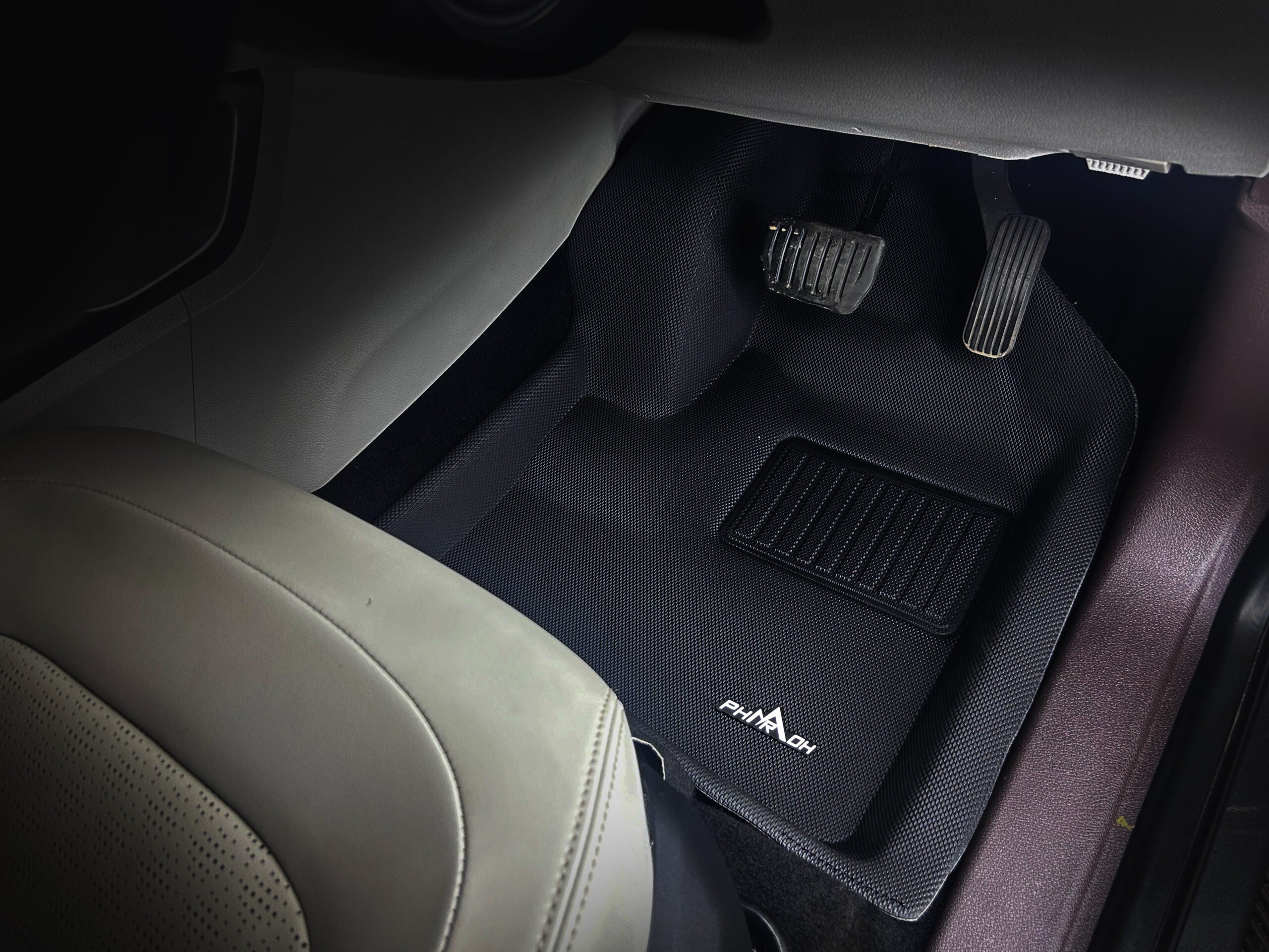 Tata Harrier Facelift Car Floor Mats (2023-2025) - Custom Fit, Waterproof & Anti Skid