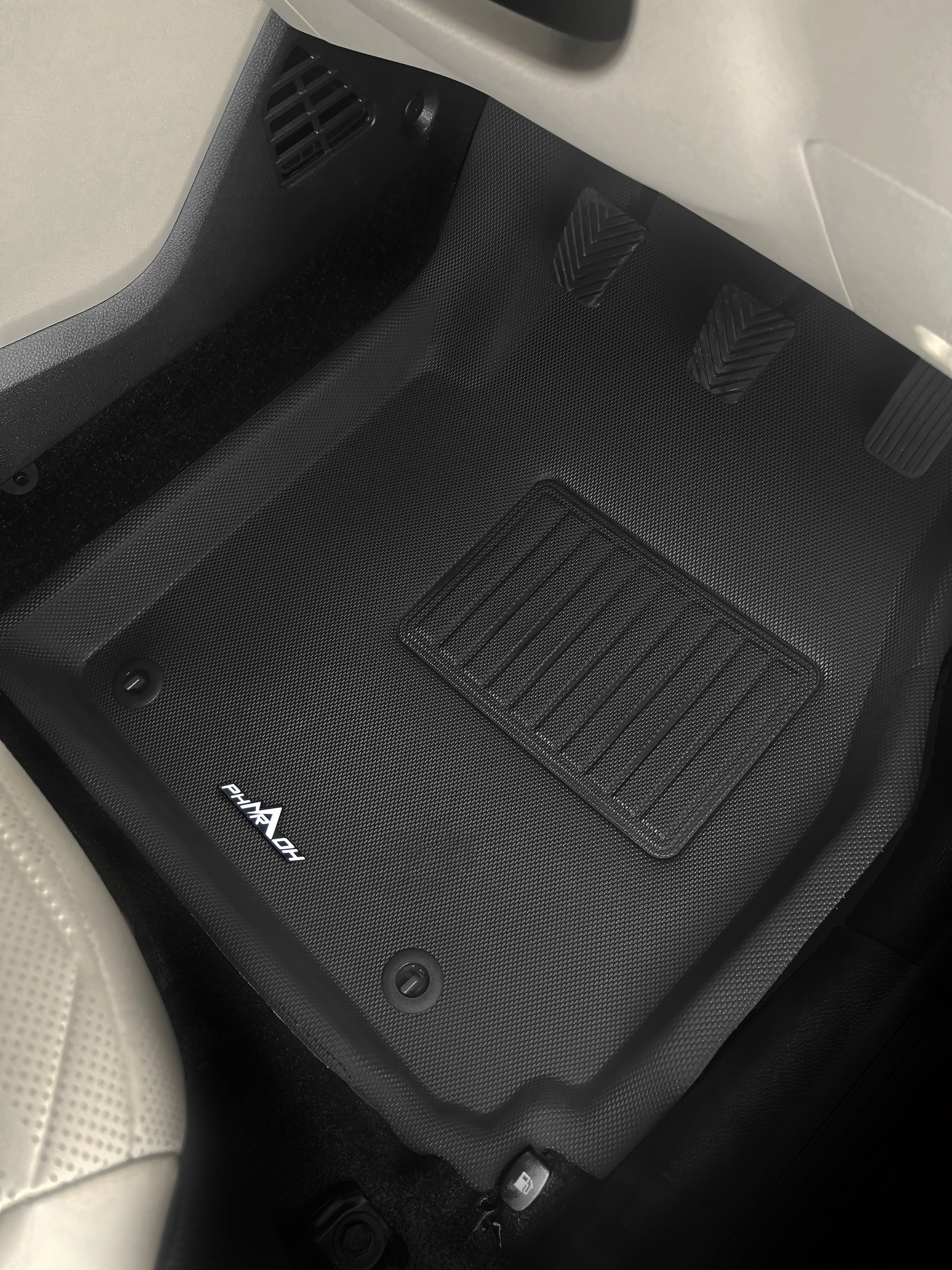 Kia Carens Car Floor Mats - Custom Fit, Waterproof & Anti Skid