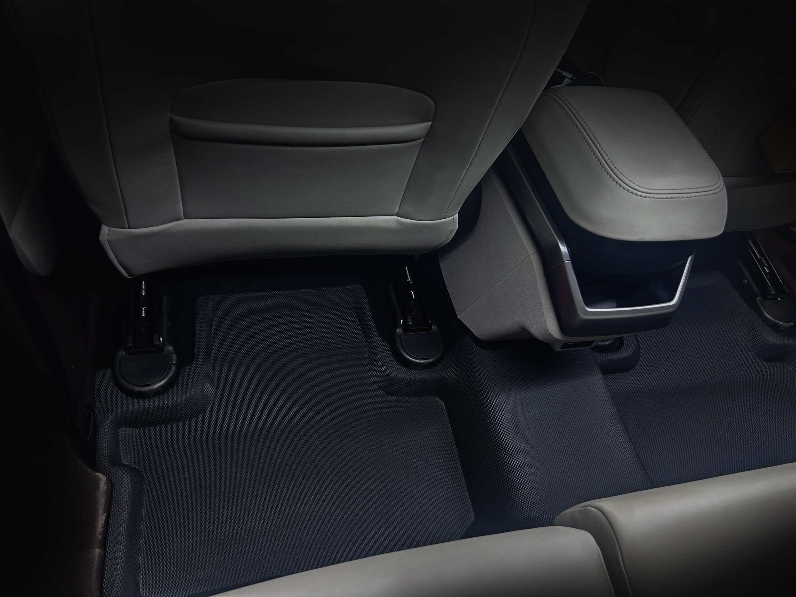 Tata Safari Facelift Car Floor Mats ( 7 Seater ) (2023-2025) - Custom Fit, Waterproof & Anti Skid